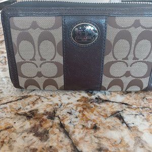 Wednesday Super Sale ! !Coach Large Zip Wallet In Good Condition.
